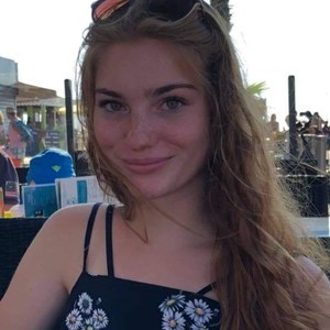 Agathe - Prof de préparation brevet - Meaux