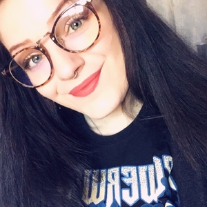 Olivia - Prof de français - Vergongheon