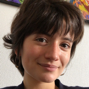 Lou - Prof de maths - Paris
