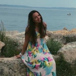 Lucie - Prof de maths - Arès