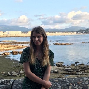 Neeve - Prof d'anglais - Paris