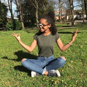Eva - Prof de maths - Saint-Louis