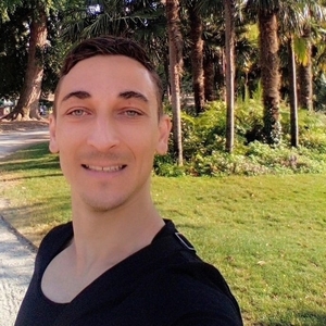 Rael Mickael - Prof d'anglais - Saint-Ouen-sur-Seine