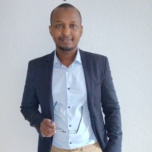 Adirachi - Prof de maths - Orléans