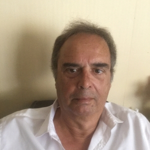 Bernard - Prof d'histoire - géo - Montpellier