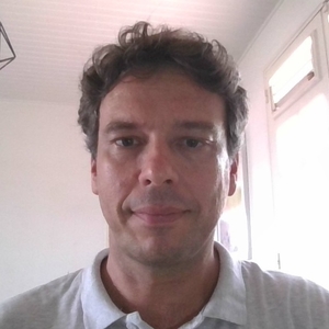 Fred - Prof de maths - Ligné