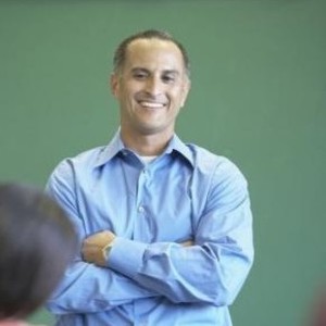 Charles - Prof de comptabilité - Paris