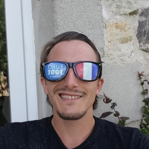 Victor - Prof de français - Angers