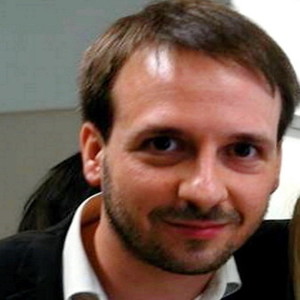 Alexandre - Prof d'économie - Paris