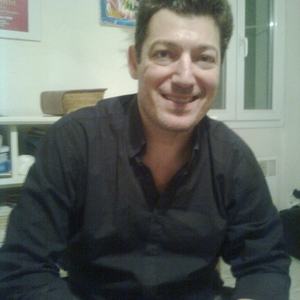 Hubert - Prof d'économie - Marseille