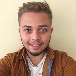 Theo - Prof de fle - français langue étrangère - Ferrières-en-Gâtinais