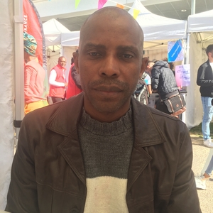 NICOLAS - Prof de français - Paris