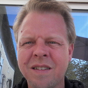 Julien - Prof de philosophie - Angers