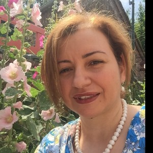 Fatma - Prof de préparation bac es - Beauvais