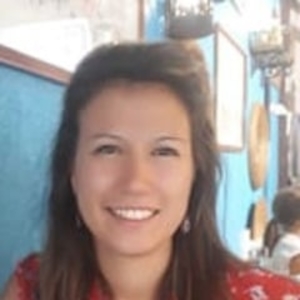 Delphine - Prof de physique - Montpellier