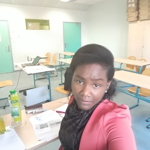 Patricia - Prof de physique - chimie - Melun