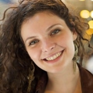 CHARLENE - Prof de philosophie - Paris