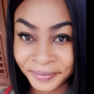 Marie Emma Moukouri - Prof de français - Bagneux