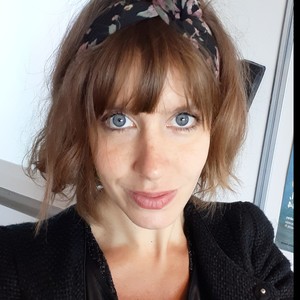 JULIA - Prof d'anglais - Toulouse