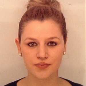 Maxine - Prof d'anglais - Saint-Privat-des-Vieux