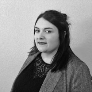 Julie - Prof de marketing - Toulouse