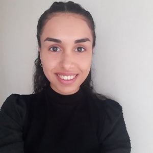 Amira - Prof de maths - Lille