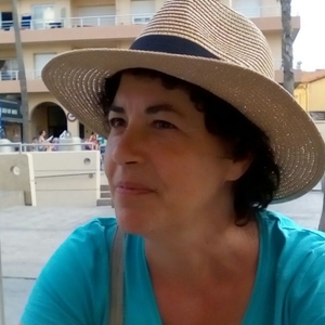 Ruth - Prof de soutien pour élèves avec autisme - Baho
