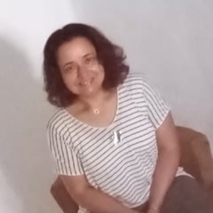 Naima - Prof de français - Gournay-sur-Marne
