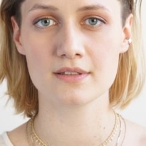 Marguerite - Prof d'histoire - Paris