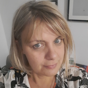 Véronique - Prof d'économie - Bordeaux