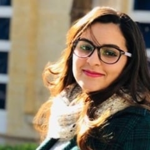 Imane - Prof de maths - Pithiviers