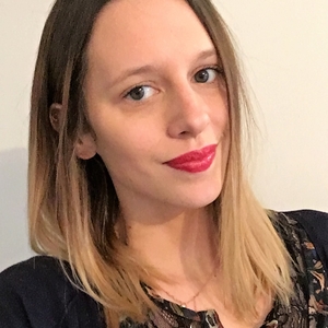 Julie - Prof d'économie - Lille