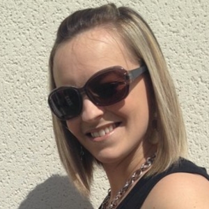 Charlotte - Prof de maths - Calmont