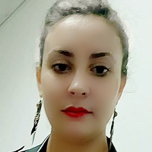 Dihia - Prof d'anglais - Paris