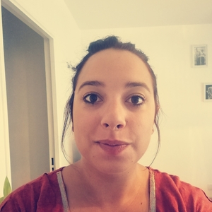Mélissa - Prof d'aide à la rédaction de cv - lettre de motivation - La Chapelle-sur-Erdre