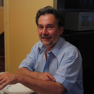 LOUIS - Prof de marketing - Cavaillon