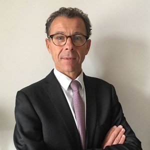 Jerome - Prof de droit civil - Saint-Germain-en-Laye