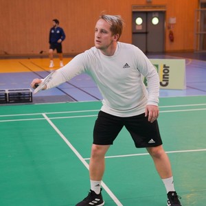 Quentin - Prof de badminton - Écouen