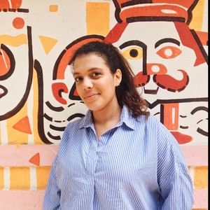 Julie - Prof de management et gestion d'entreprise - Paris