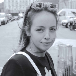 Laura - Prof de montage vidéo - Paris