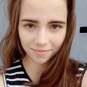 Daria - Prof d'allemand - Mons