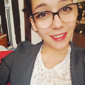 Zohra - Prof de français - Orléans