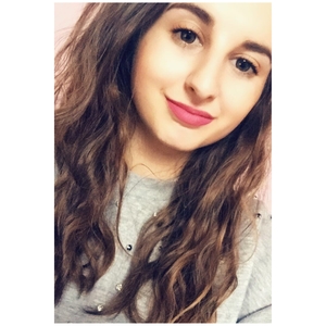Inès - Prof de maths - Cholet