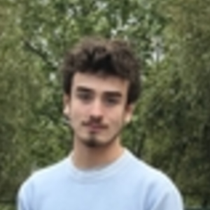 Antoine - Prof d'économie - Paris
