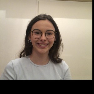 Nina - Prof d'anglais - Rosières-près-Troyes