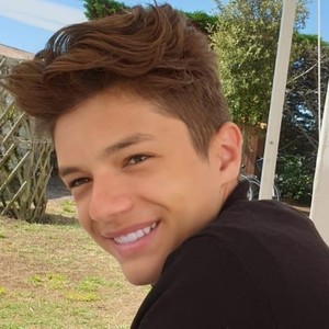 Antoine - Prof de maths - Bouc-Bel-Air