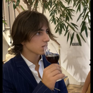 Louis - Prof de français - Paris