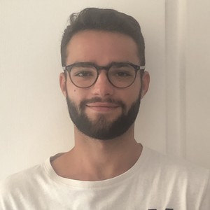 Loan - Prof de maths - Cannes