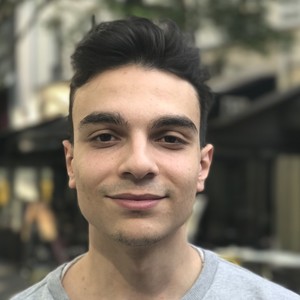 Youssef - Prof d'économie - Paris
