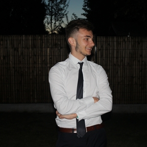 Lucas - Prof de maths - Roubaix
